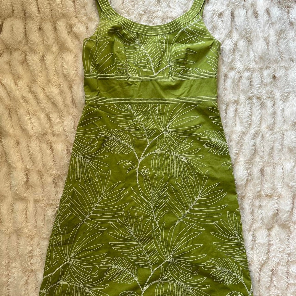 Avocado green tropical print summer vacation Hawaiian mini dress